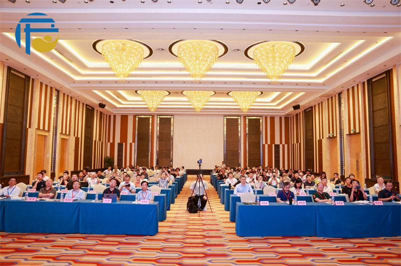 Společné budování města s nulovým odpadem: Quangongský podíl na průmyslovém summitu přináší zelenou inteligentní technologii výroby cihel