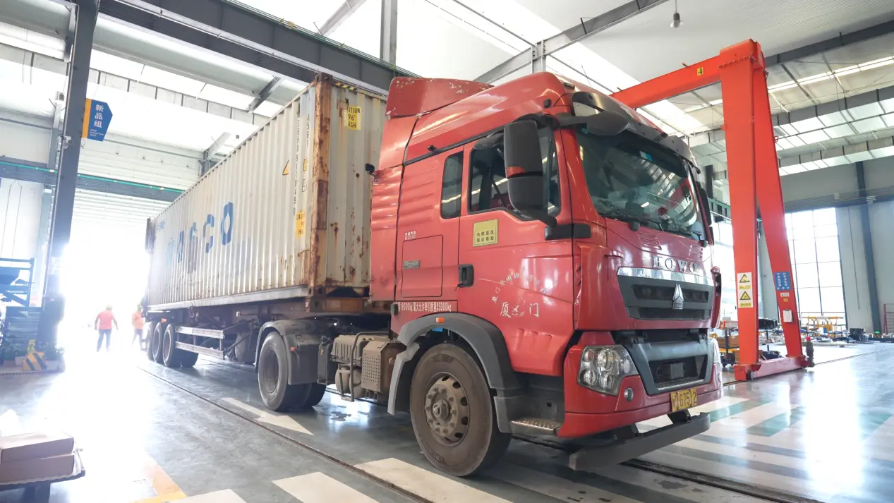 Dodávka projektu – Plně automatizovaná výrobní linka ZN1000-2C společnosti Quangong Corporation vyplouvá do jihovýchodní Asie