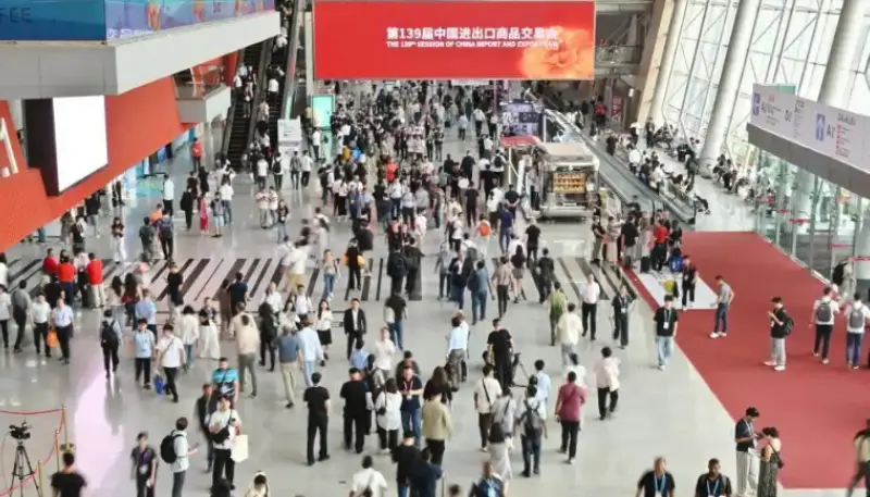 Na kantonském veletrhu si Quangong Machinery Co., Ltd. získala přízeň zahraničních zákazníků svou silou.